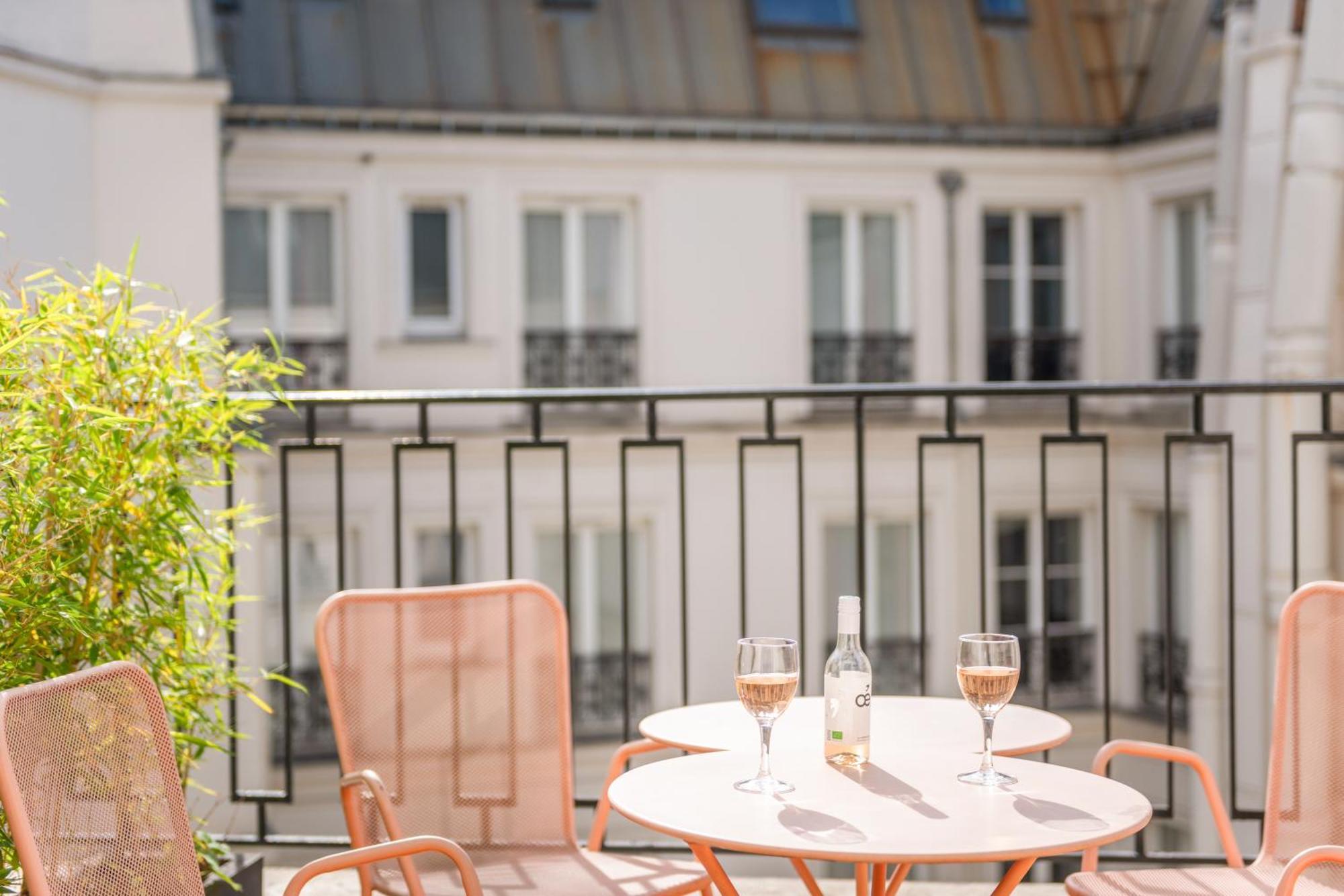 Hotel Helzear Champs-Elysees Paris Exterior photo