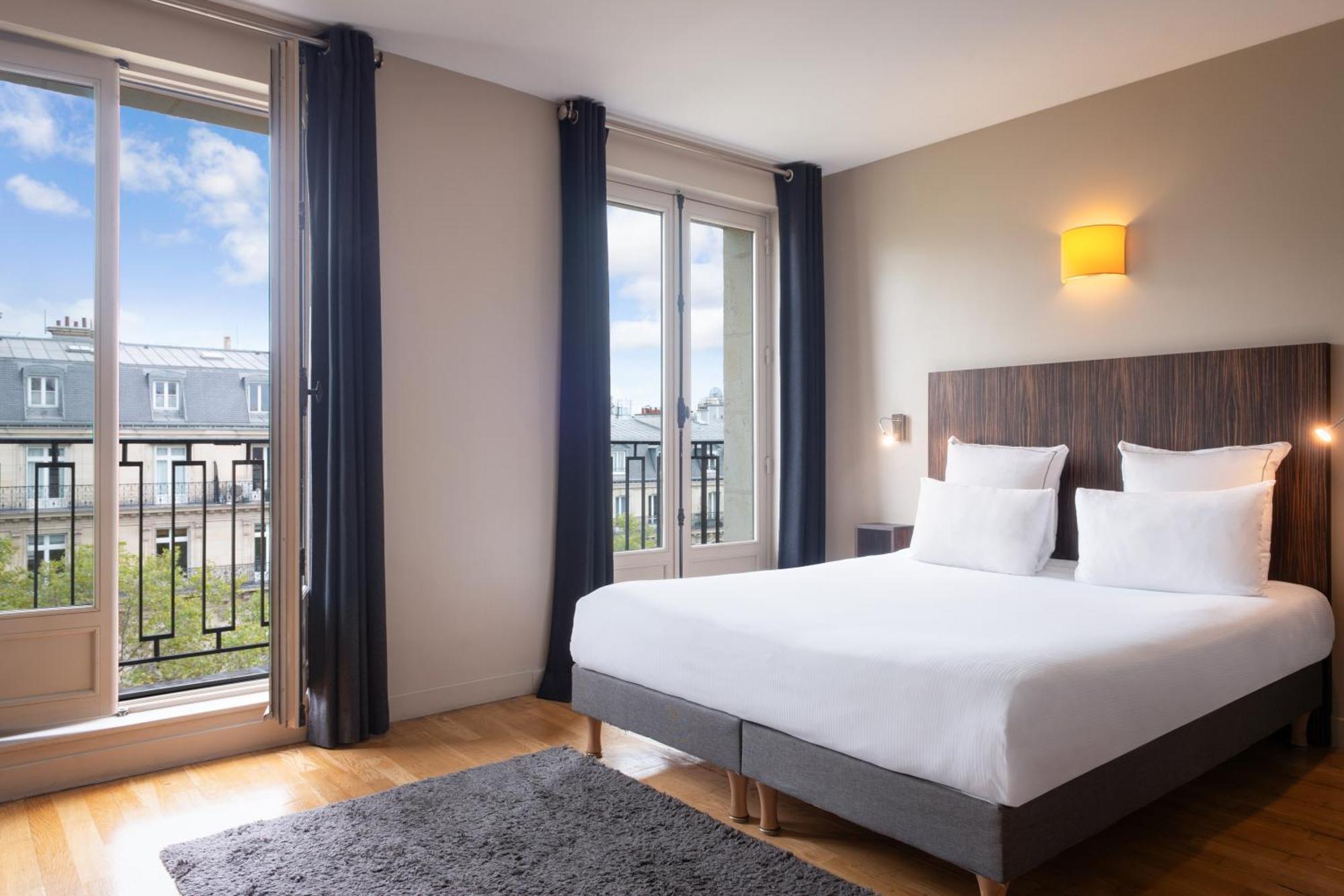 Hotel Helzear Champs-Elysees Paris Exterior photo