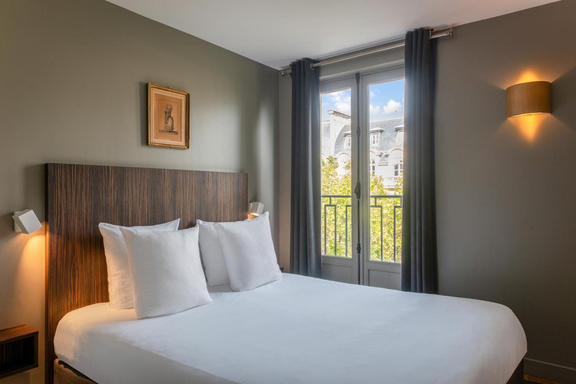 Hotel Helzear Champs-Elysees Paris Exterior photo